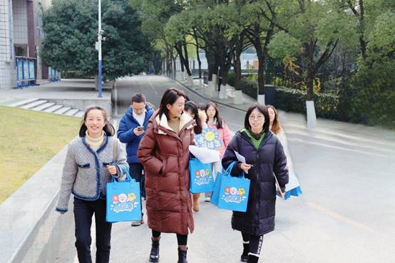 說明: 1A909EFE93761132F3B098614C17DC21