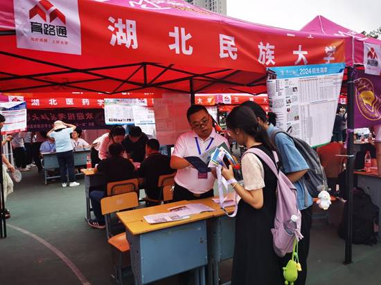說明: 22934ee136c52e4eaa5e954a1b962122