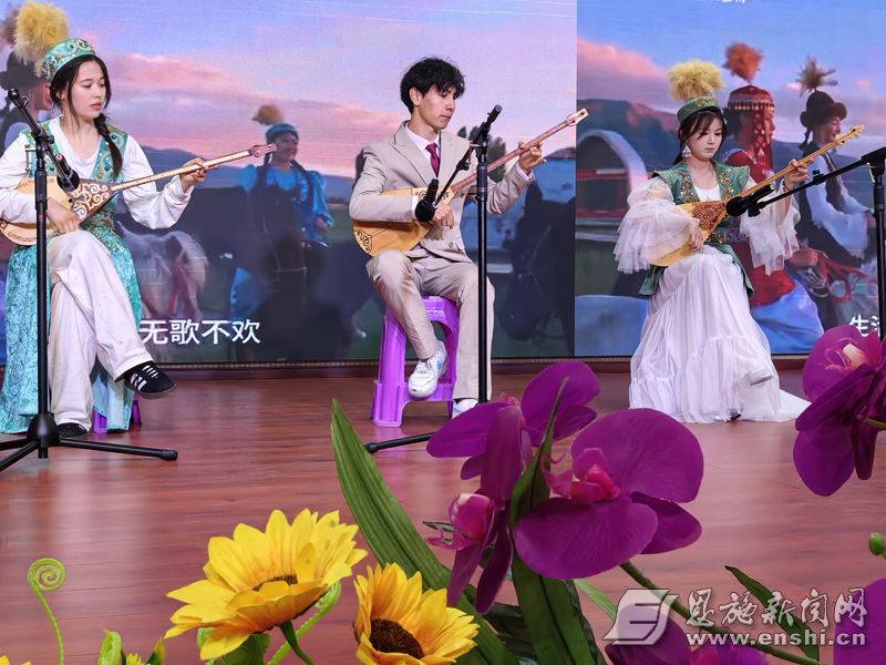 弘揚(yáng)民族文化 感受民族風(fēng)情——我校第四屆民族文化節(jié)開幕