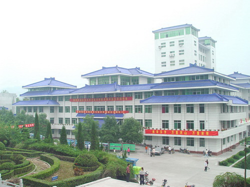新學(xué)院，新思路，新希望——奮進(jìn)中的生物科學(xué)與技術(shù)學(xué)院